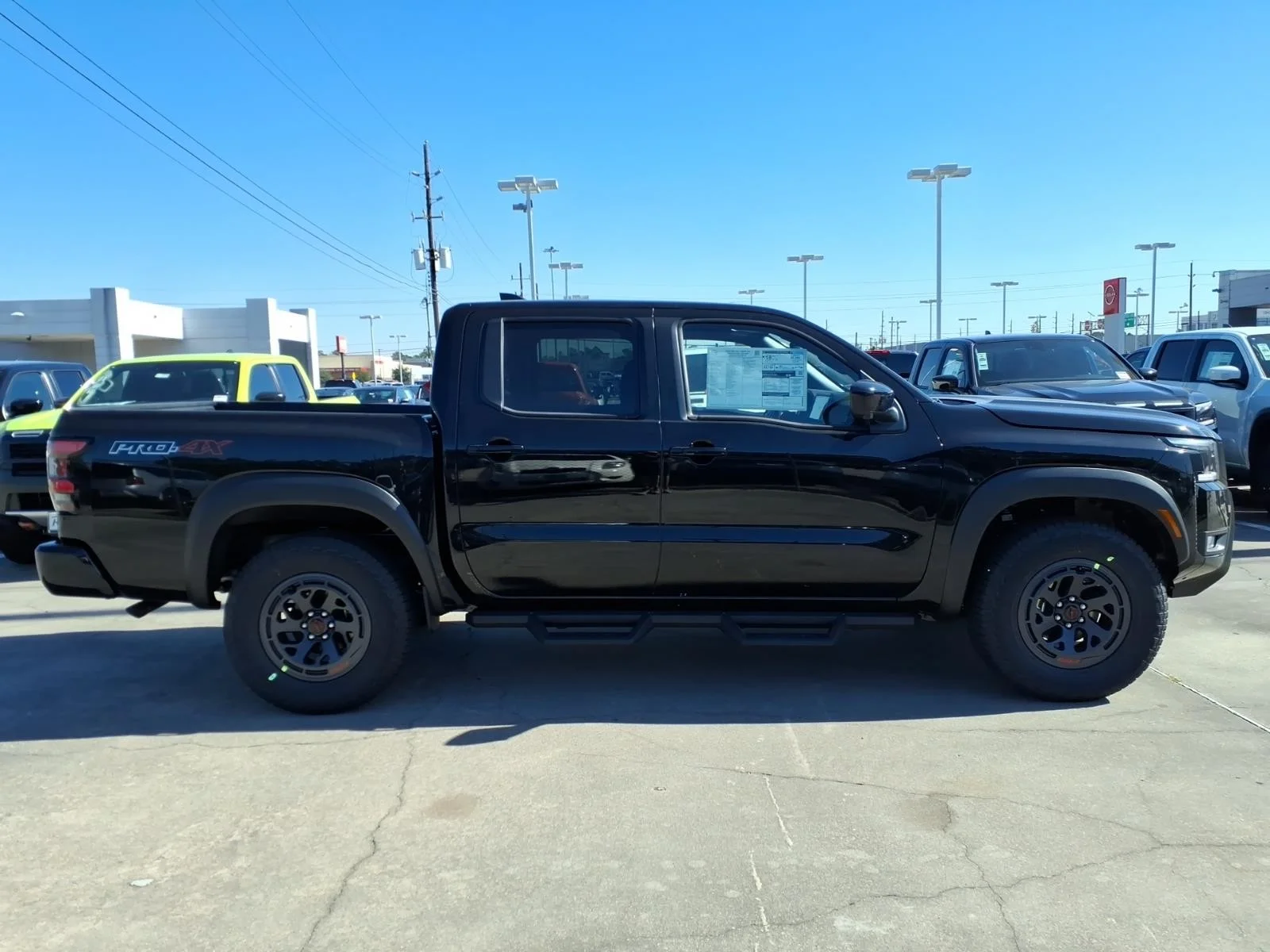 2026 Nissan Frontier Crew Cab PRO-4X® - 3