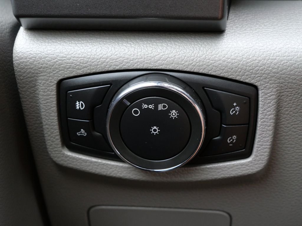 Used 2016 Brown Ford XLT image 20