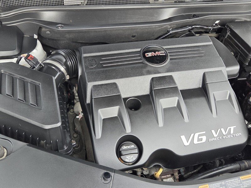 Used 2014 Summit White GMC FWD 4DR SLE W/SLE-2 image 19