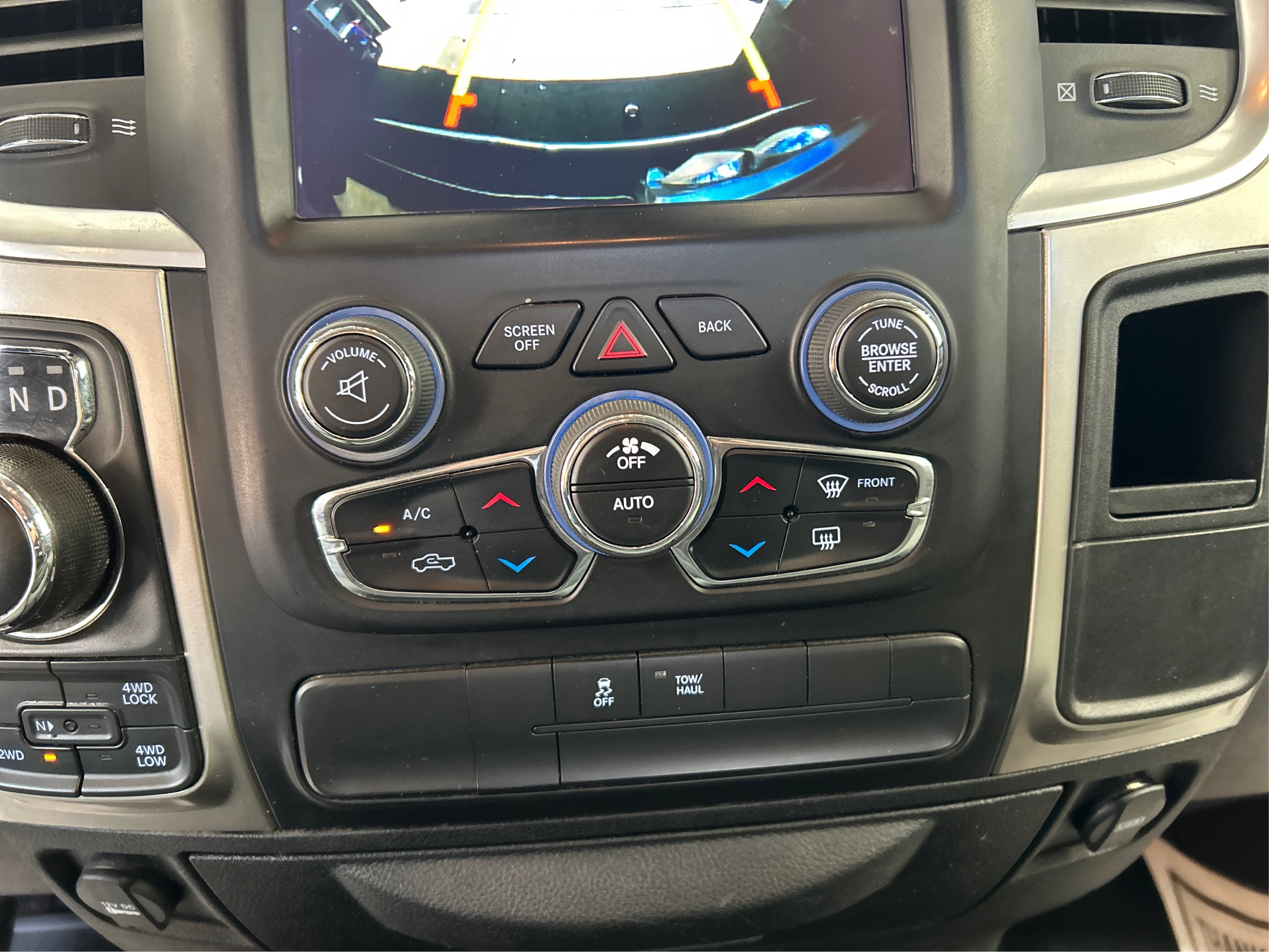 Used 2019 Red Ram SLT image 27
