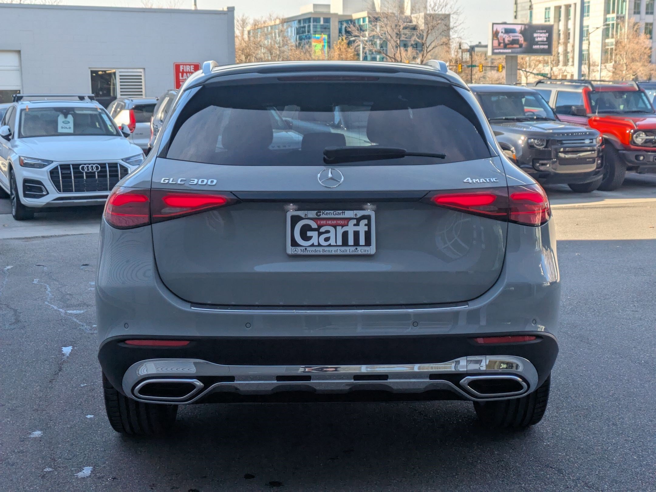 New 2026 MANUFAKTUR Alpine Grey Mercedes-Benz GLC 300 image 22
