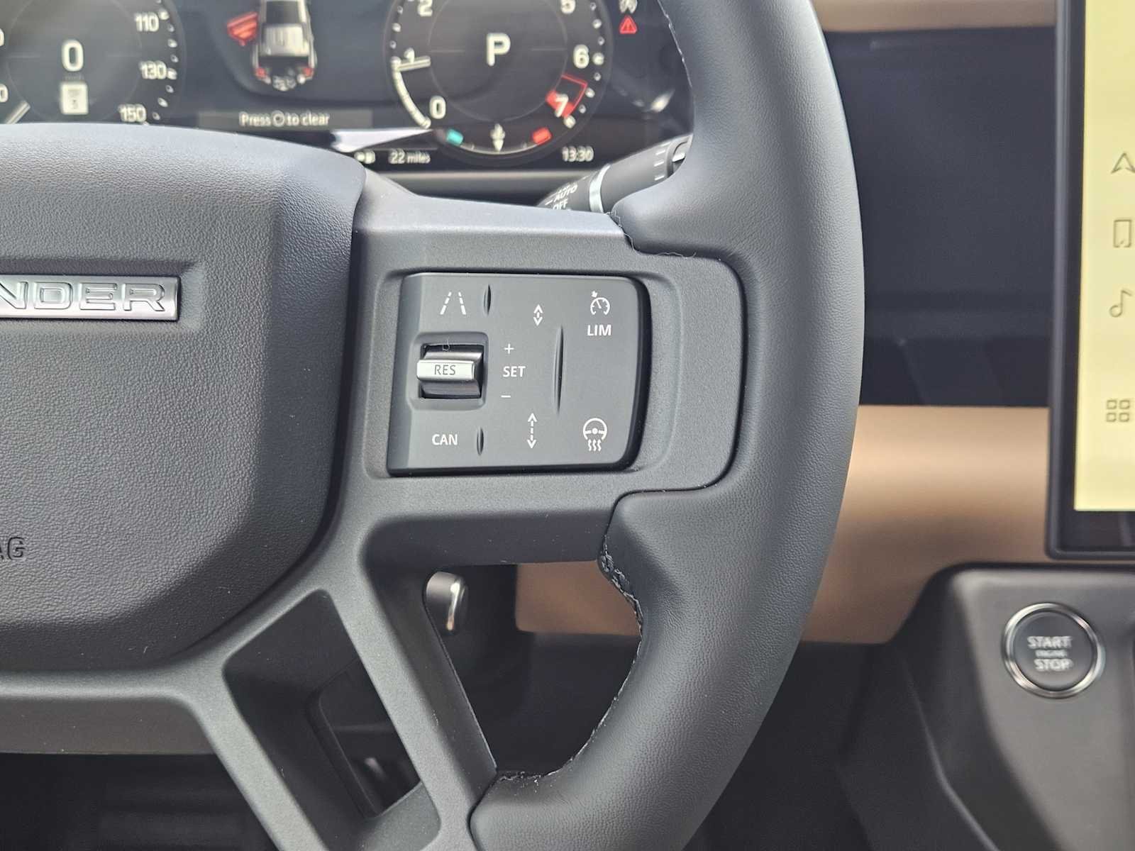 New 2026 Borasco Grey LAND ROVER X-Dynamic SE image 29