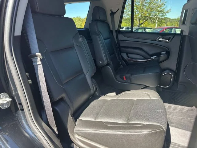Used 2019 Black GMC SLT image 19