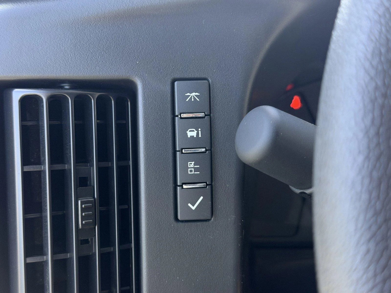 New 2026 Summit White GMC Work Van image 18