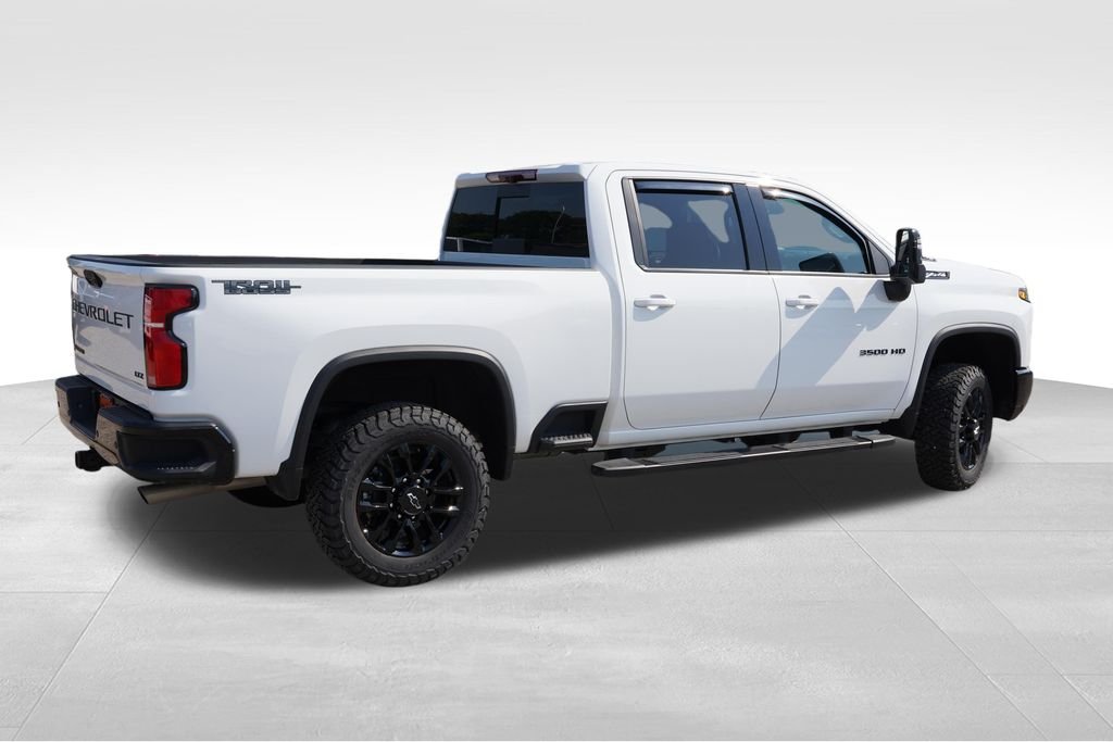 Used 2025 White Chevrolet LTZ image 4