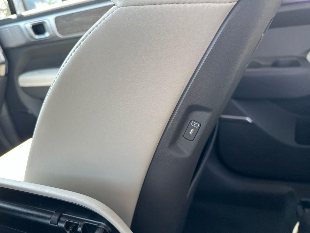 New 2027 Silver Hyundai Calligraphy AWD image 107