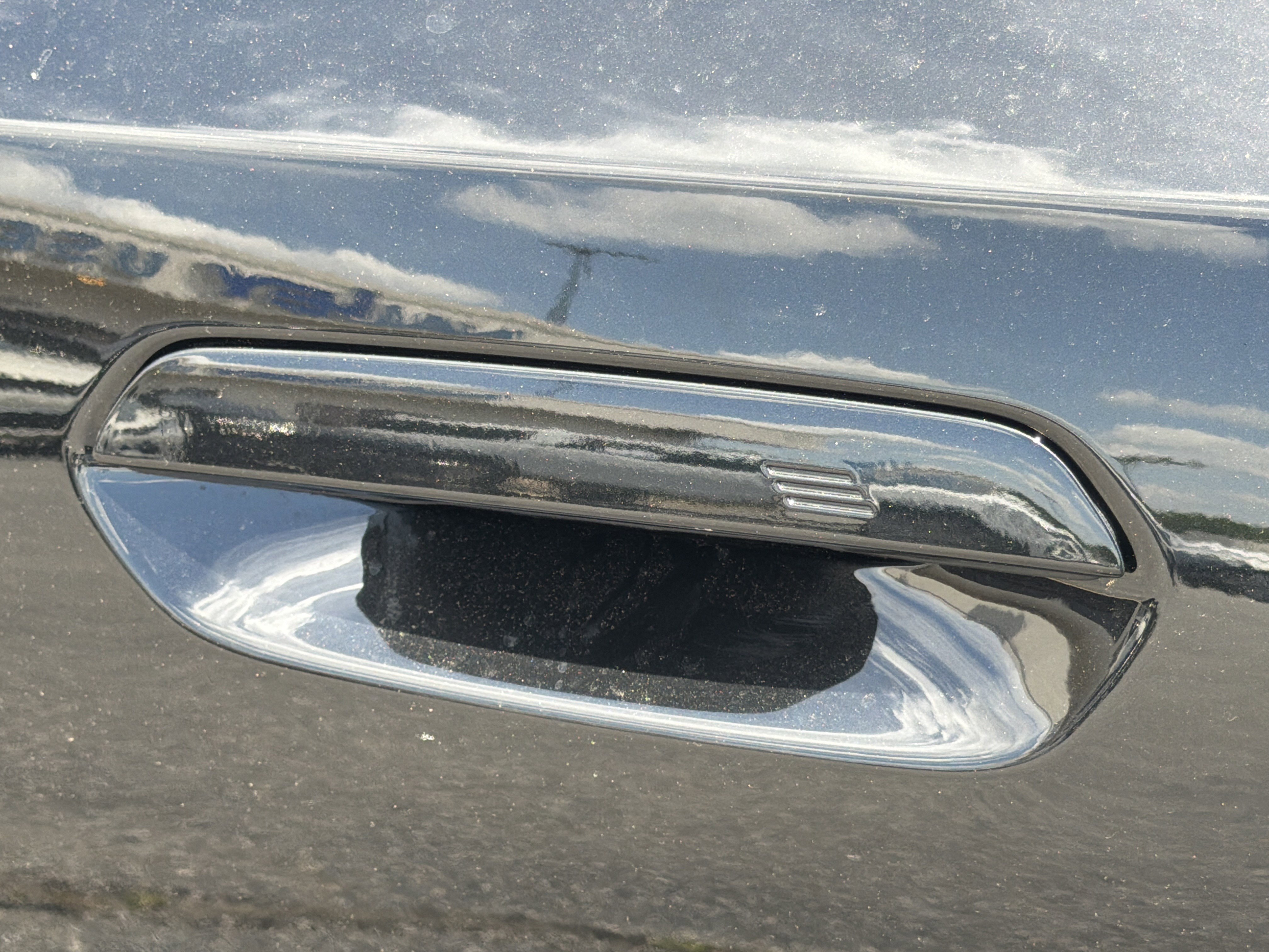 New 2027 Black Sapphire Metallic BMW 530i image 28