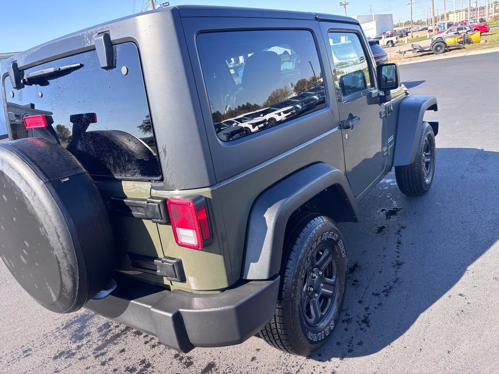 Used 2015 Tank Clearcoat Jeep Sport image 5