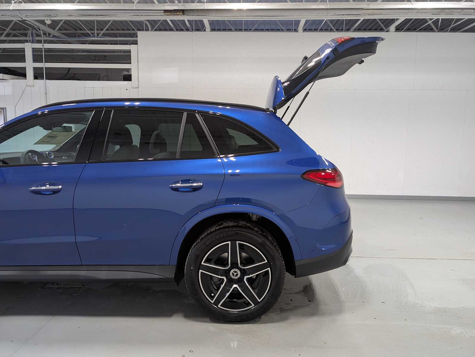 Certified Used 2026 Starling Blue Metallic Mercedes-Benz GLC 300 image 9