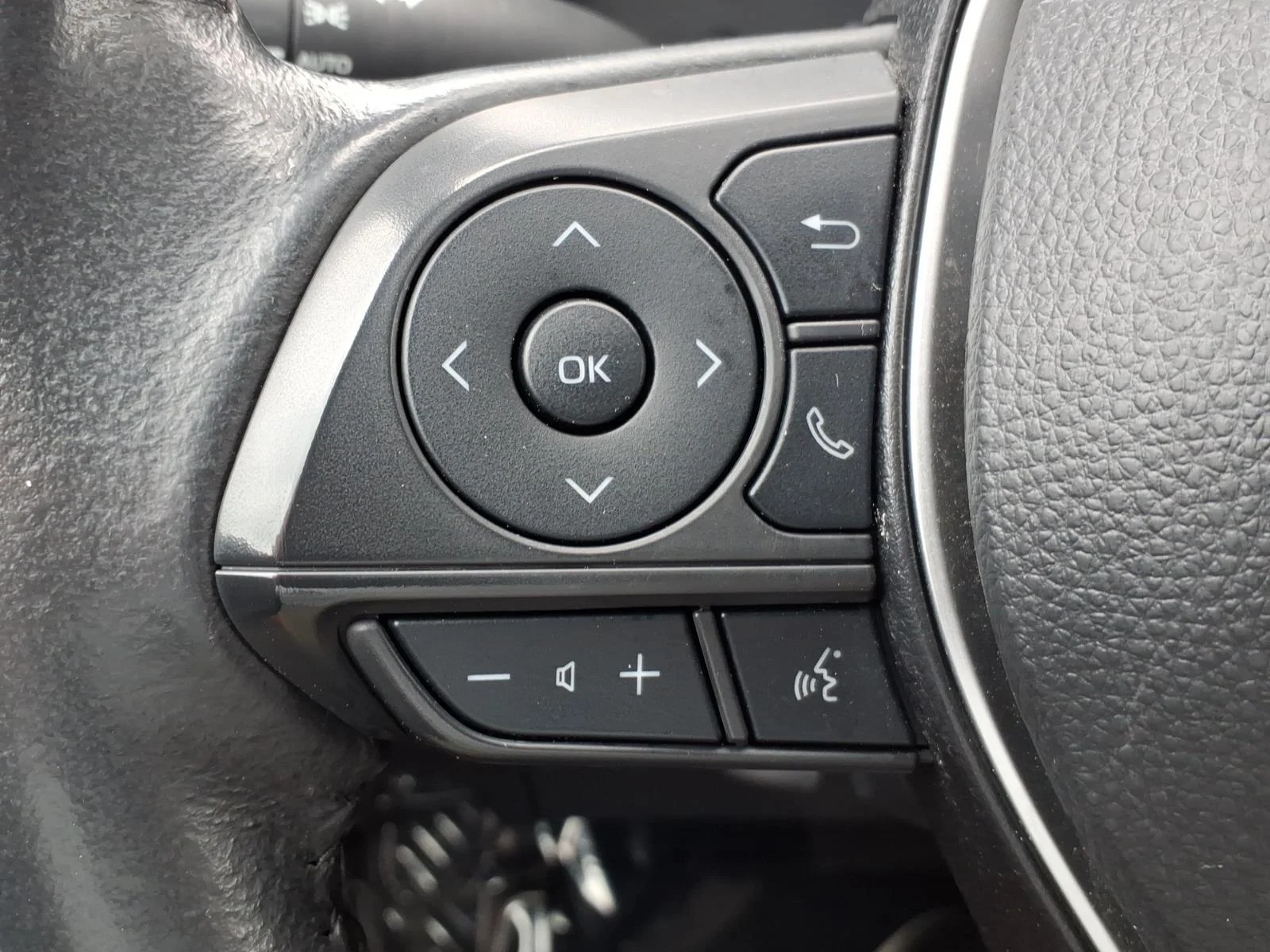 Used 2024 Blue Crush Metallic Toyota LE image 23