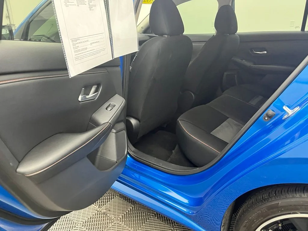 Used 2024 Blue Nissan SR image 37
