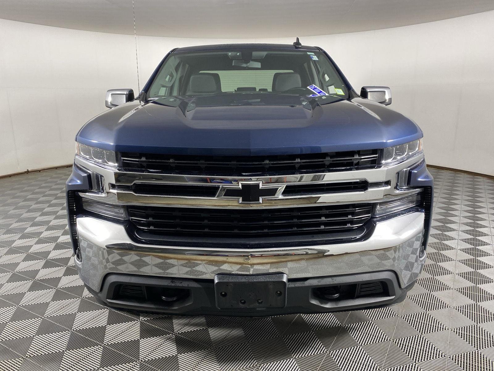 Used 2019 Northsky Blue Metallic Chevrolet LT image 2
