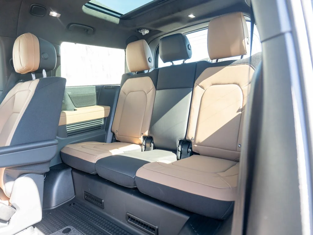 New 2026 Black Land Rover V8 image 23