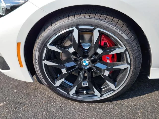 New 2026 Mineral White Metallic BMW 330i xDrive image 7