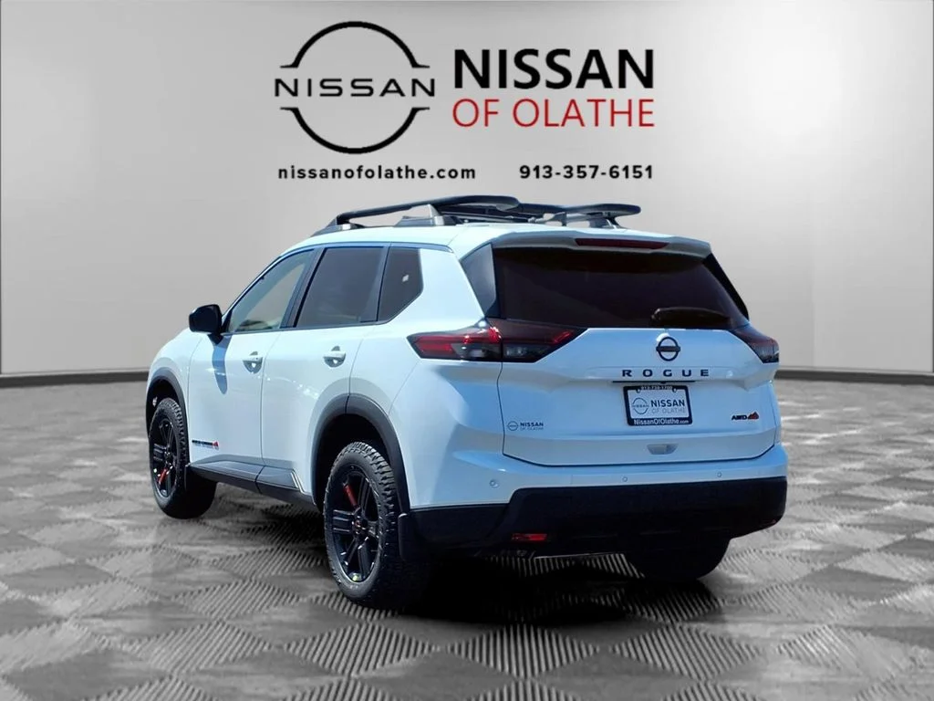 New 2026 Everest White Pearl TriCoat Nissan Rock Creek® image 3