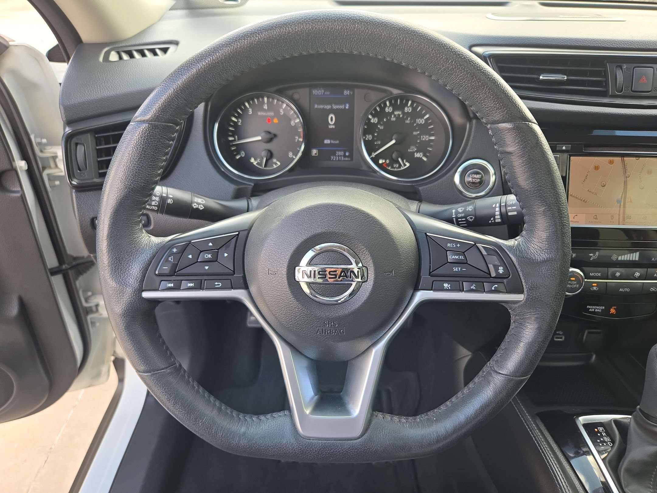 Used 2018 Pearl White Nissan SL image 22