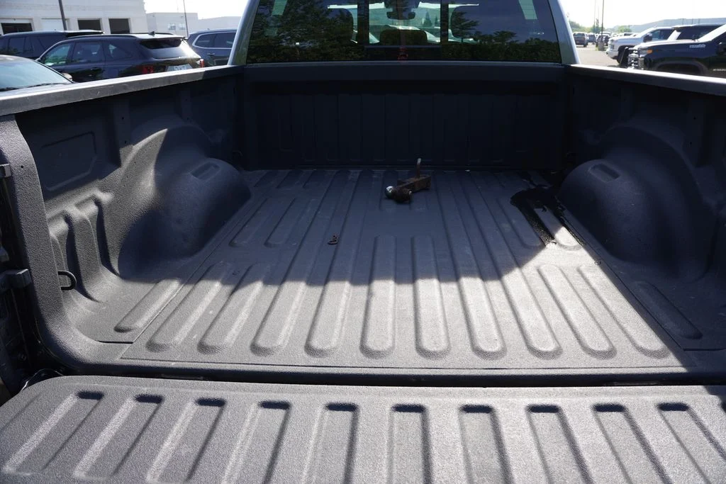 Certified Used 2021 Granite Crystal Metallic Clearcoat Ram Big Horn image 20