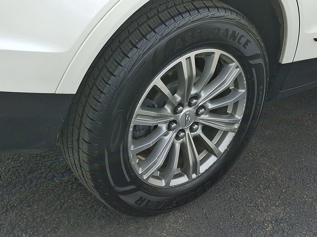 2017 Cadillac XT5 Luxury - Photo 12