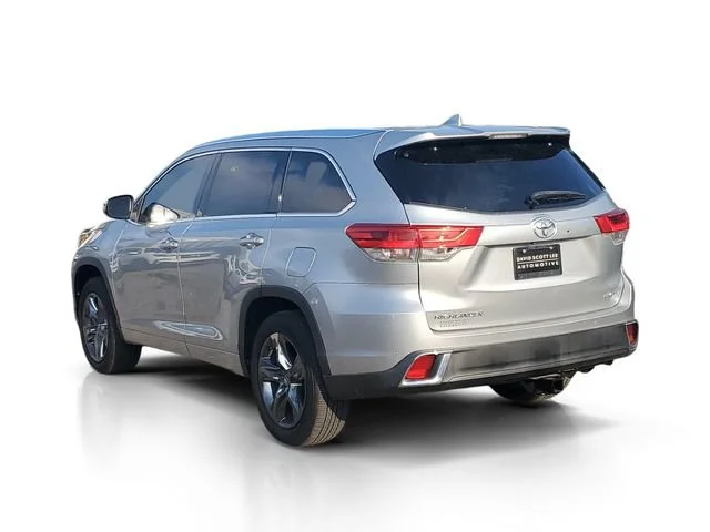 Used 2017 Celestial Silve Toyota Limited image 3