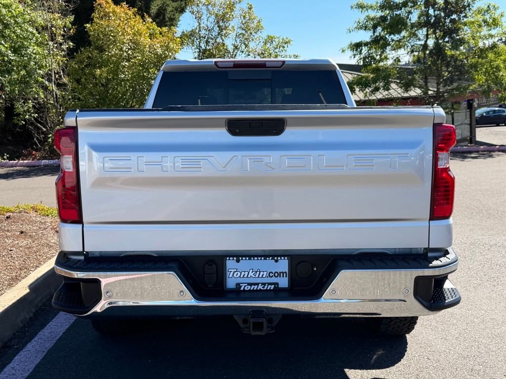 Used 2020 Silver Chevrolet LT image 6