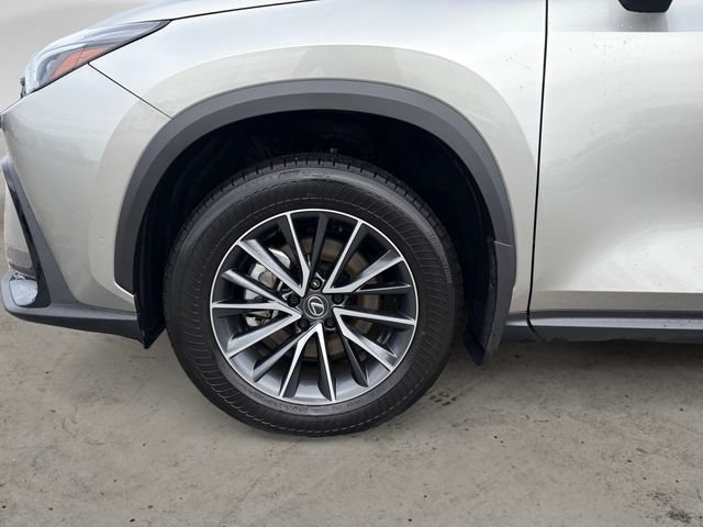 Used 2025 Silver Lexus 350h Premium image 9