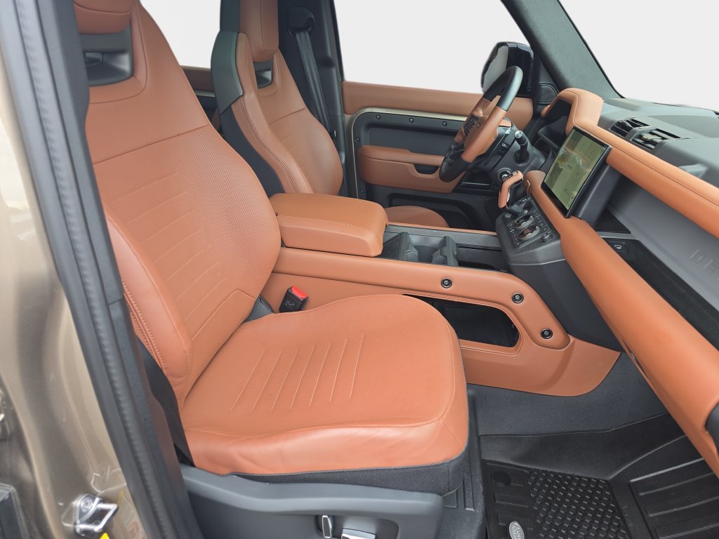Certified Used 2025 Brown Land Rover OCTA image 12