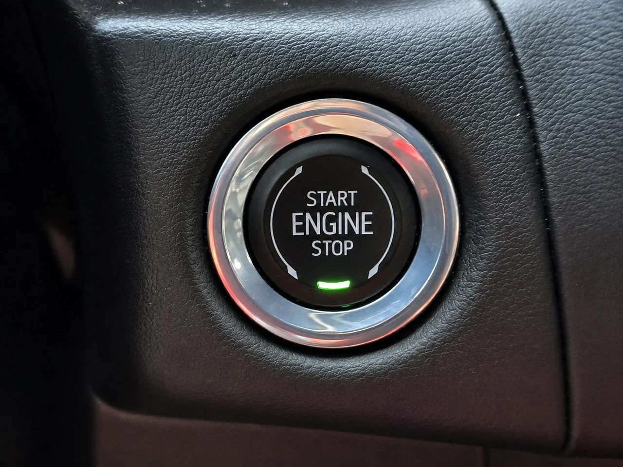 Used 2015 Sea Grass Chevrolet LT w/1LT image 25