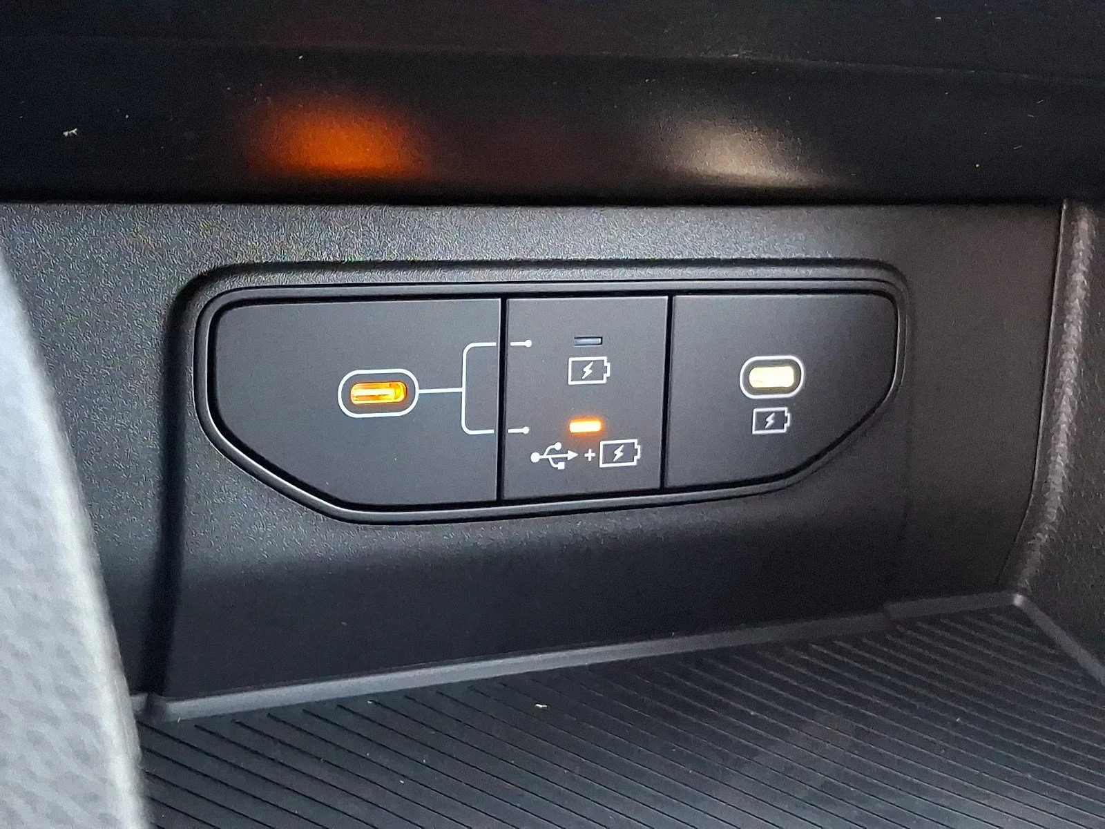 New 2026 Glacial White Pearl Kia LX image 12