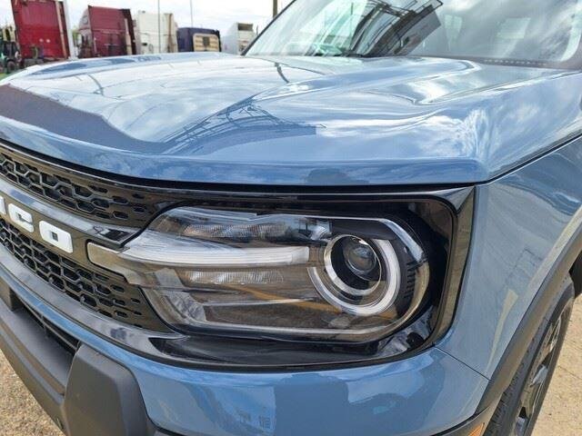 New 2026 Azure Gray Metallic Tri-Coat Ford Outer Banks® image 10
