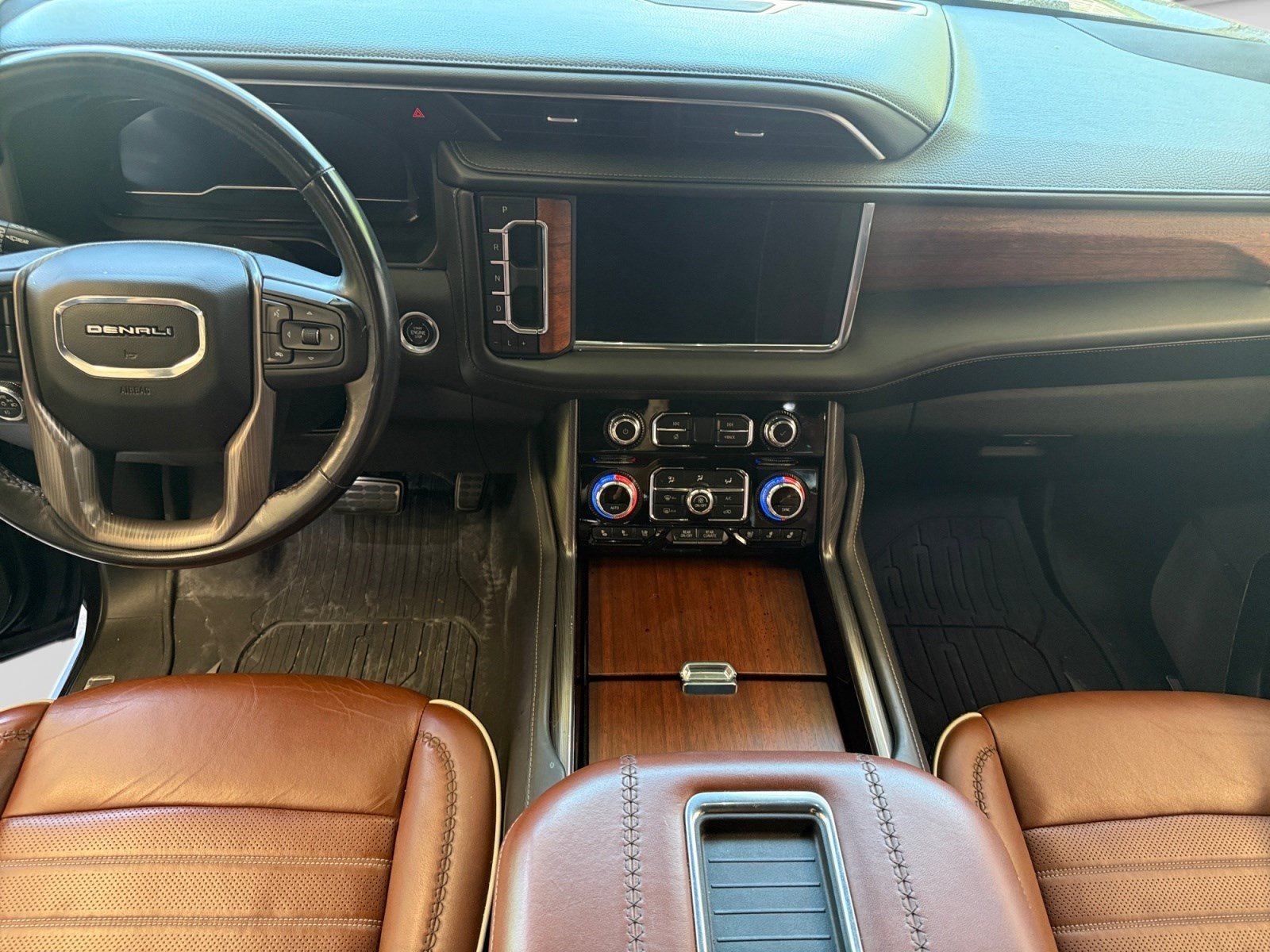 2023 GMC Yukon Denali Ultimate - Photo 21