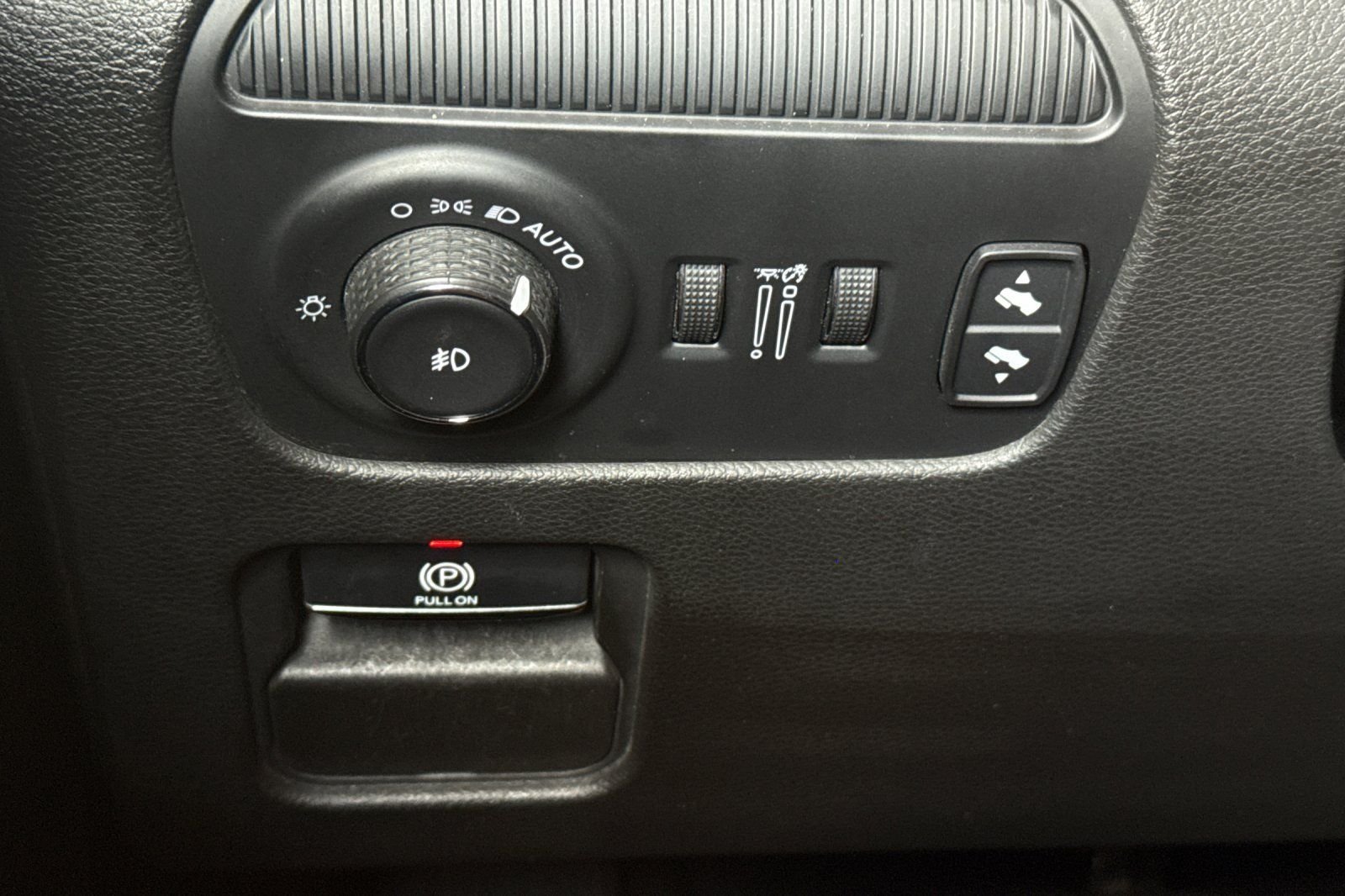 Used 2023 Gray Jeep Series II image 40