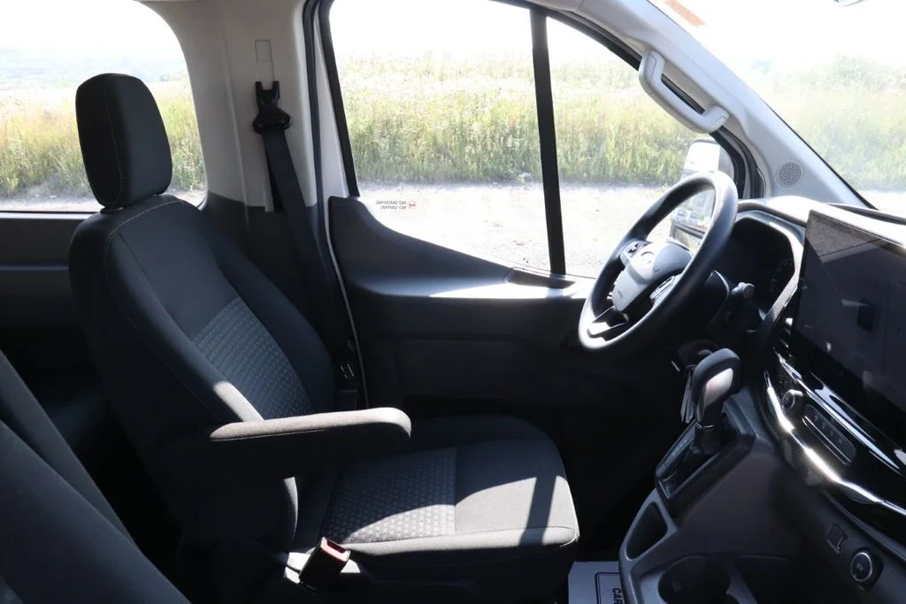 Used 2023 Oxford White Ford XLT image 11