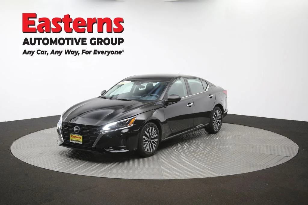 Used 2024 Black Nissan 2.5 SV image 55