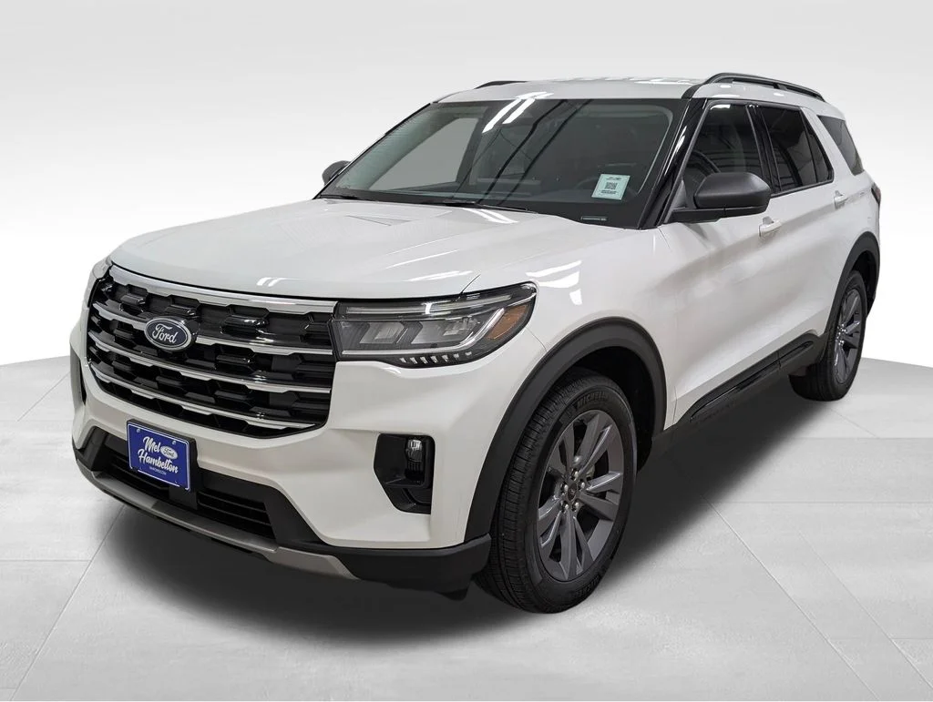 New 2026 Star White Metallic Tri-Coat Ford Active image 17