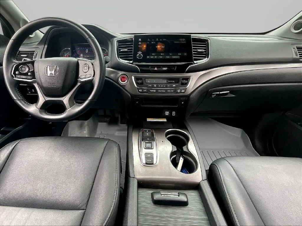 Used 2022 Modern Steel Metallic Honda Special Edition image 8