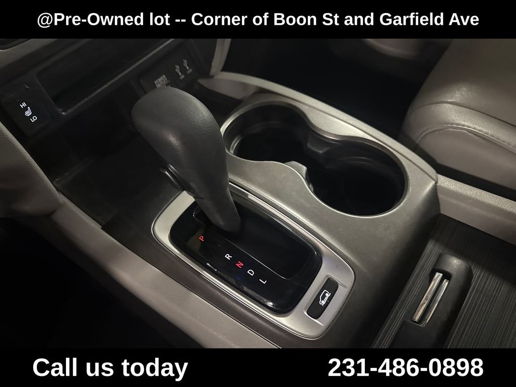 Used 2016  Honda EX-L image 24