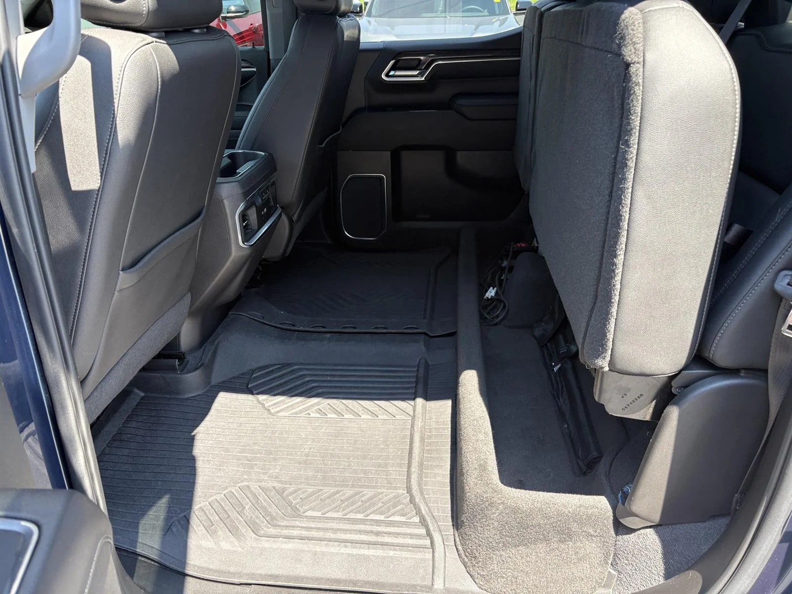 Used 2022 NORTHSKY BLUE METALLIC Chevrolet LTZ image 26