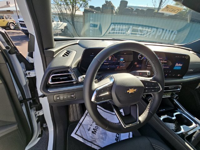 New 2027 Polar White Tricoat Chevrolet LT image 42