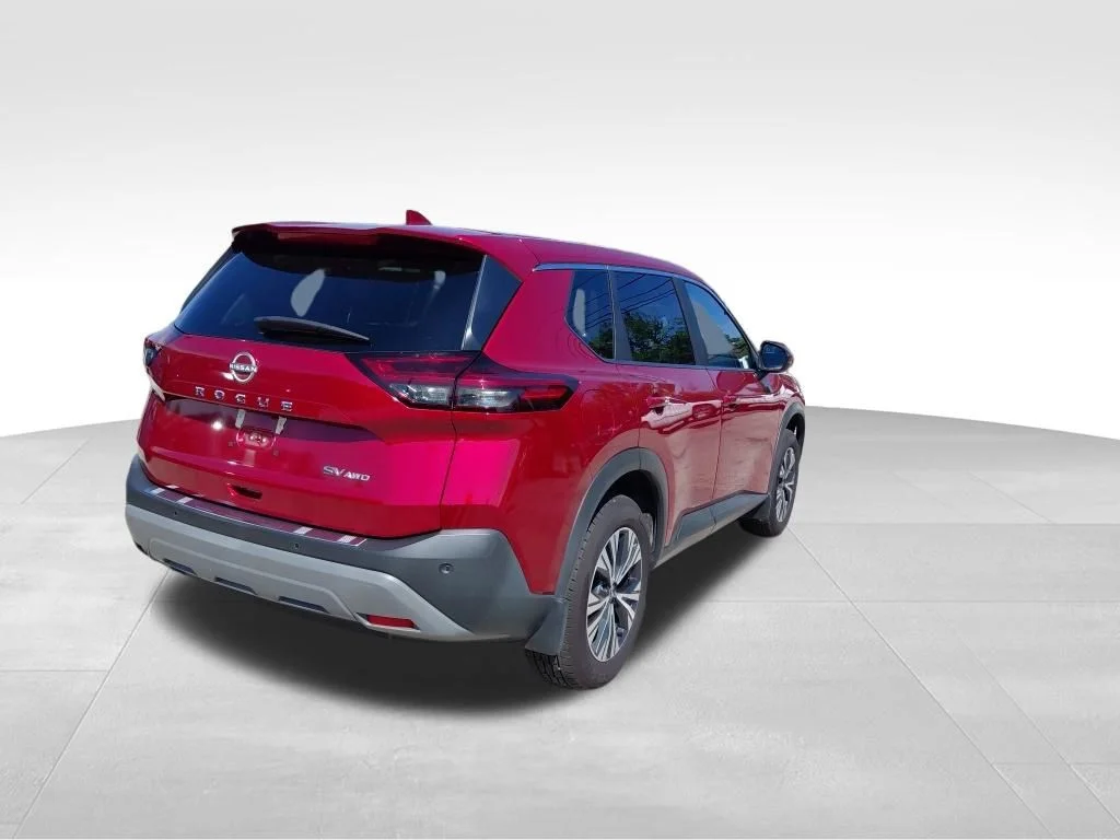 Used 2023 Red Nissan SV image 10