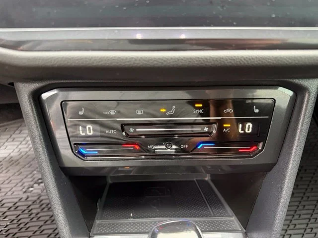 2023 Volkswagen Tiguan SE - Photo 16