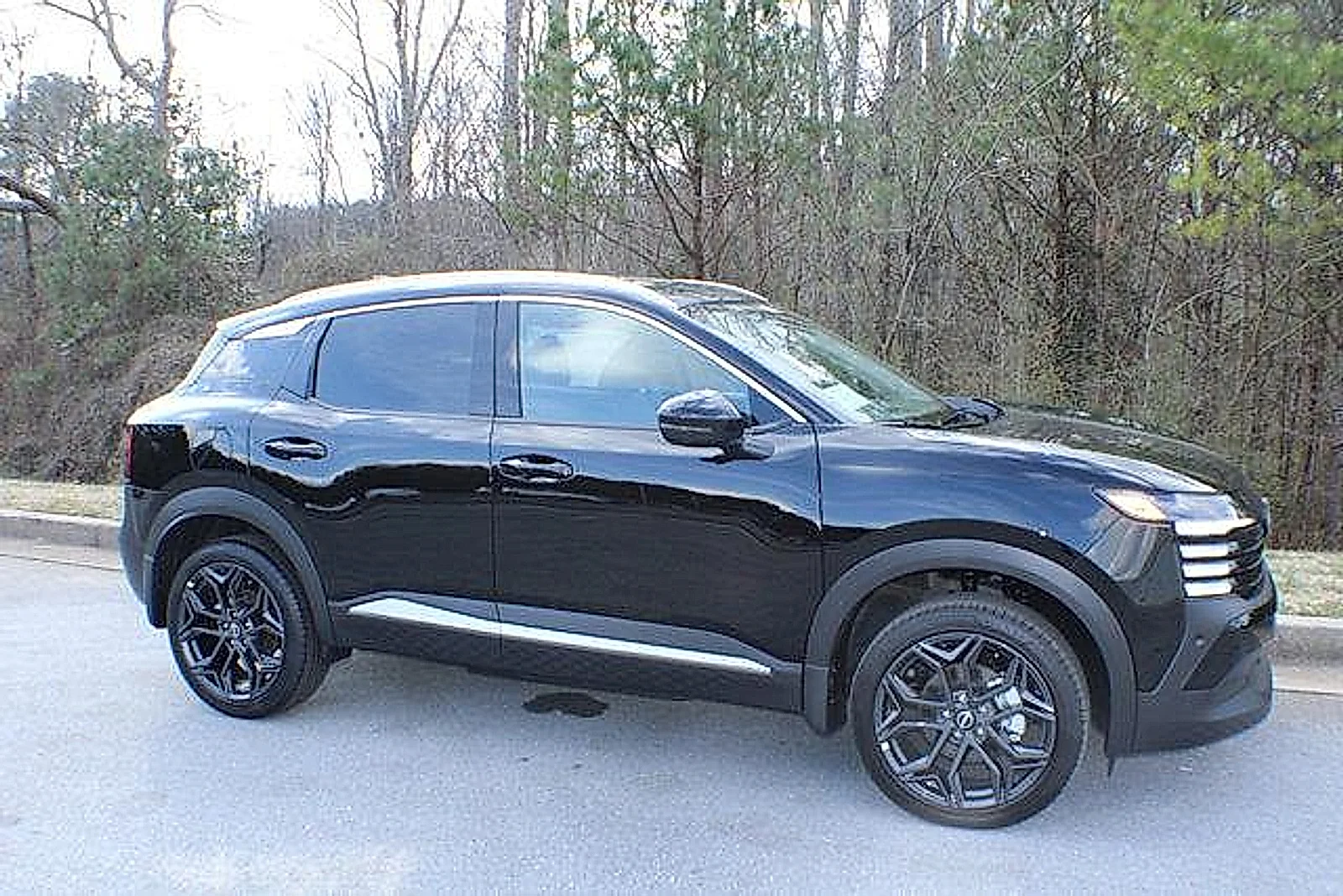 2025 Nissan Kicks