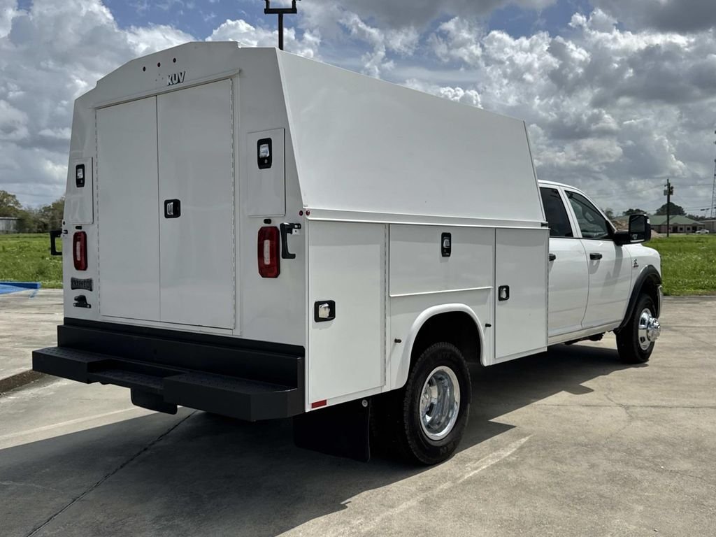 2026 RAM 3500 Chassis Tradesman - Photo 15