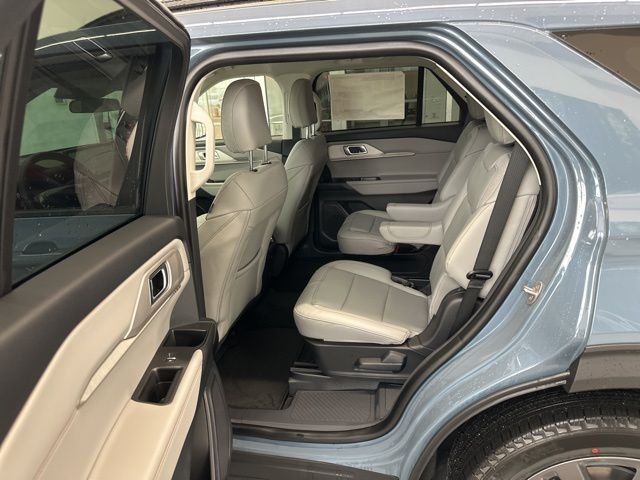 New 2026 Vapor Blue Metallic Ford Active image 47