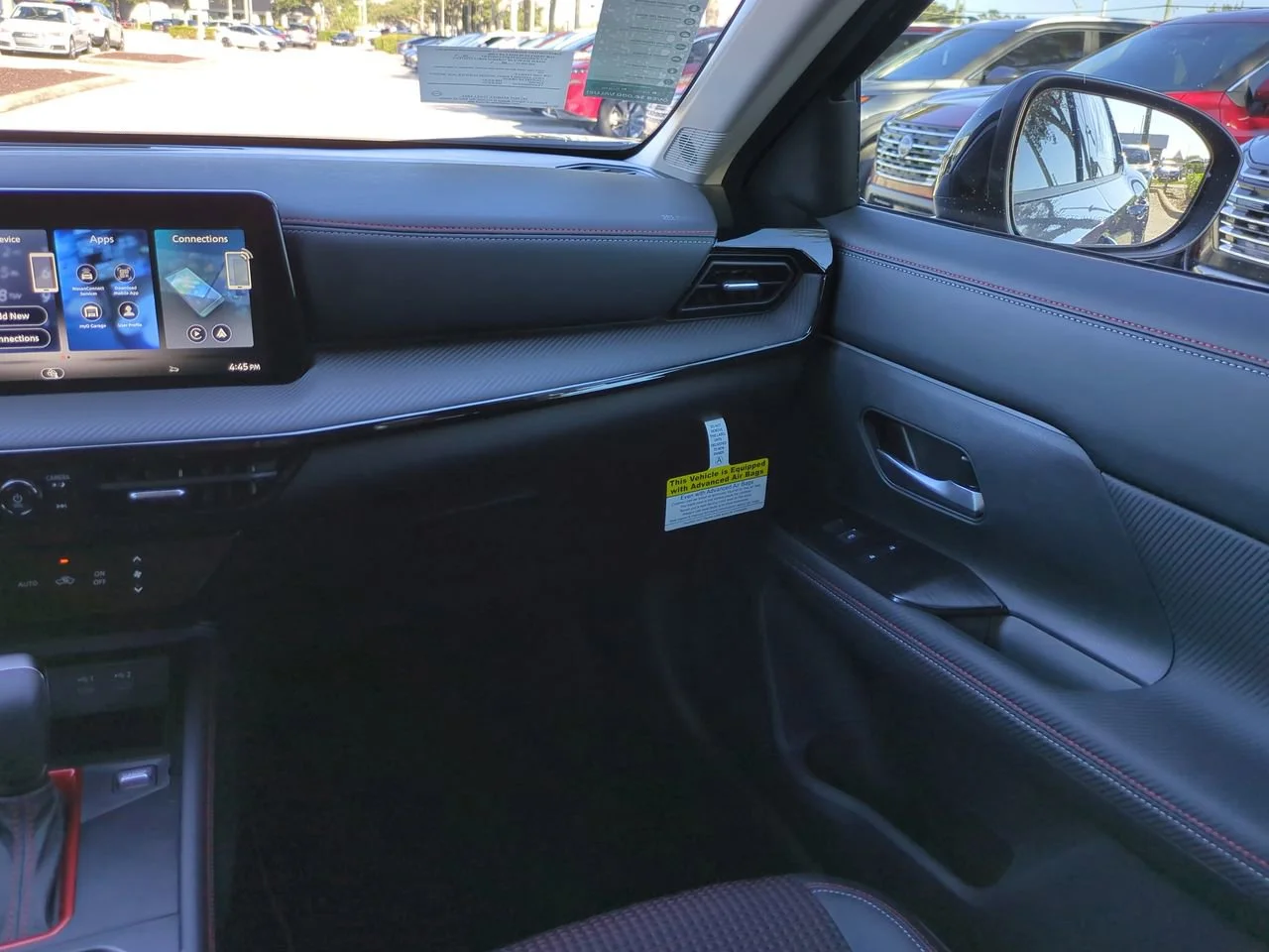 2026 Nissan KICKS SR - Photo 15