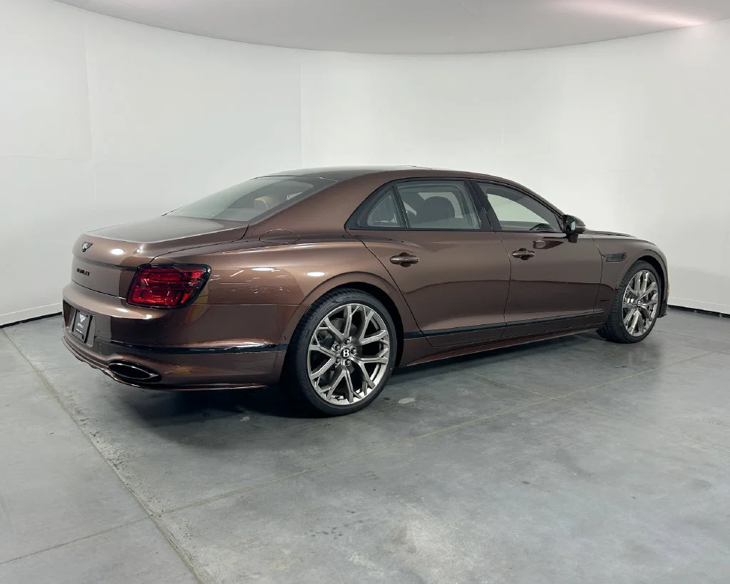 New 2026 Tan Bentley V8 image 9