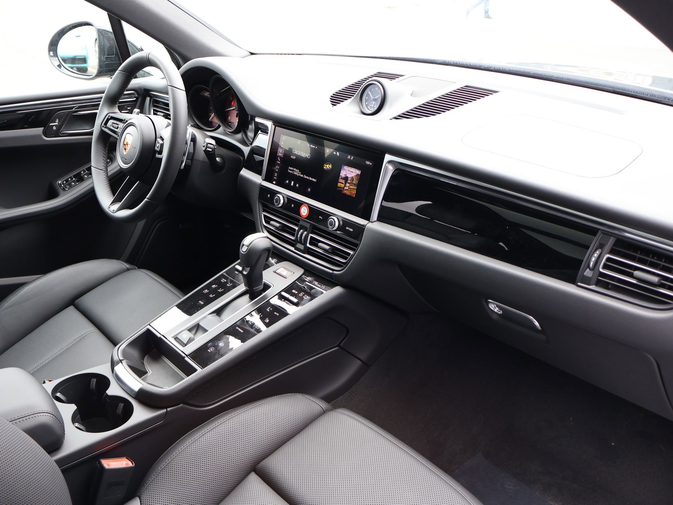 New 2026 Black Porsche  image 27