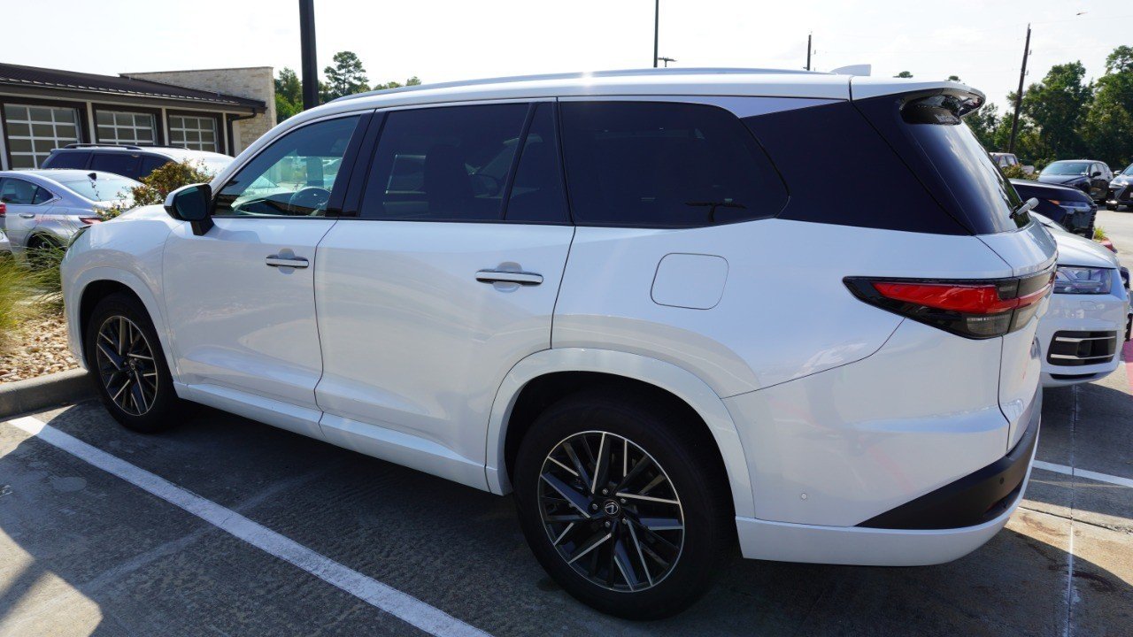 Certified Used 2025 White Lexus TX 350 Premium image 8