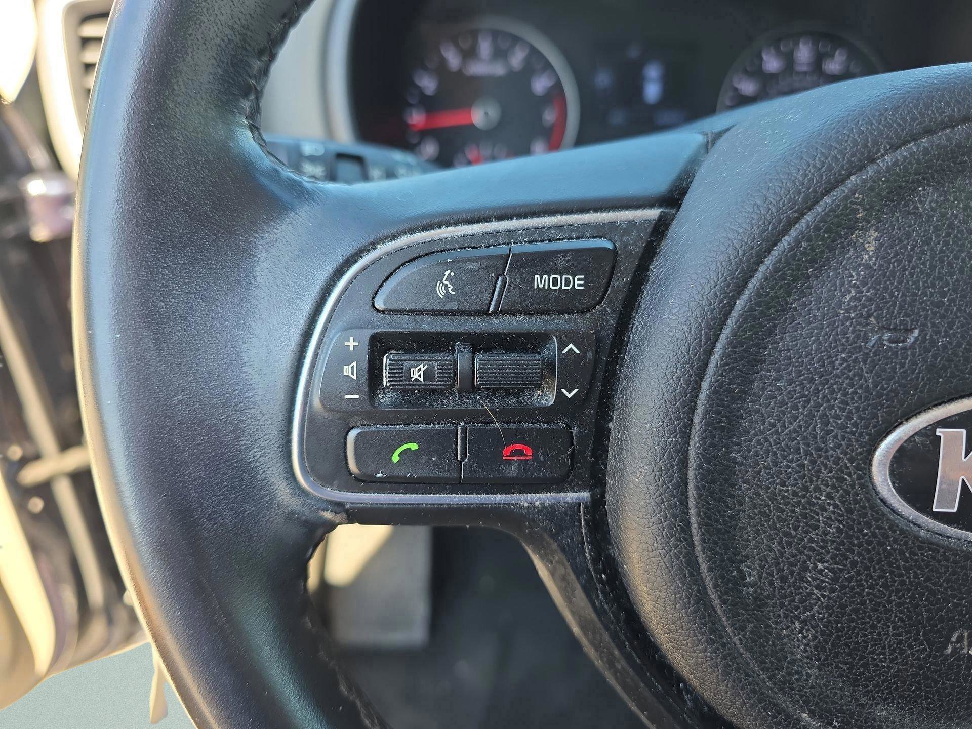 Used 2019 Pacific Blue Kia EX image 27