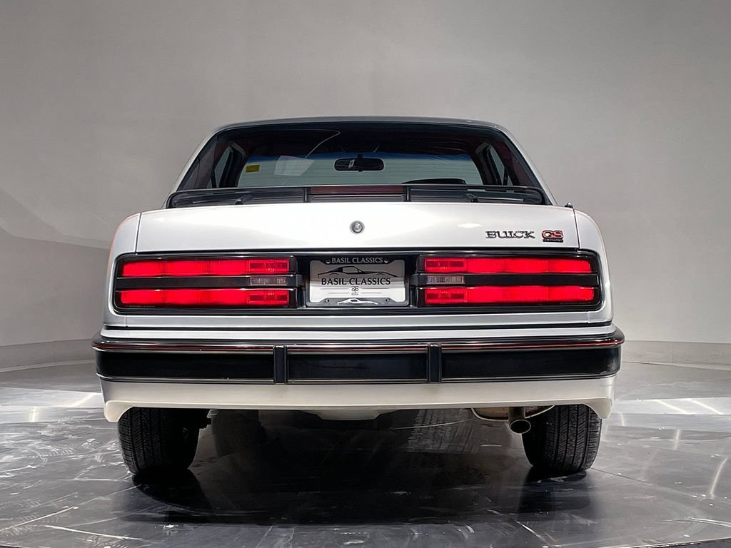 Used 1991  Buick Custom image 48