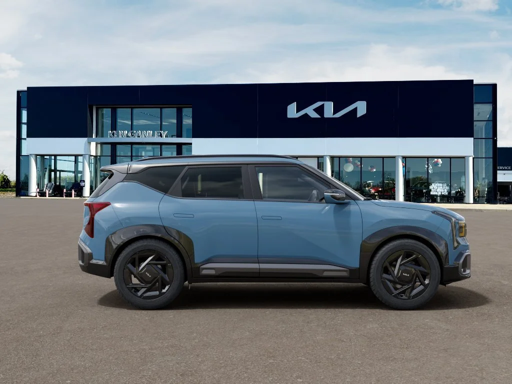 New 2027 Frost Blue Kia X-Line SX image 7